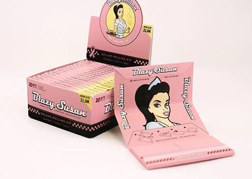 BLAZY SUSAN DELUXE ROLLING KIT - PINK ROLLING PAPERS + TIPS + TRAY - KING SIZE SLIM - PACK OF 20